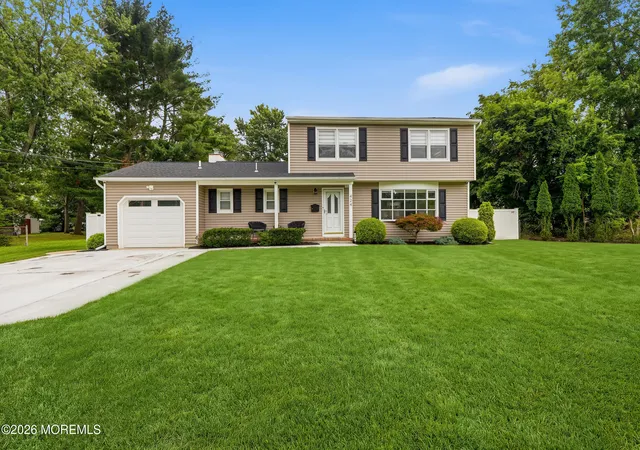 2nd image of 424 W Lake Ave, Oakhurst, NJ 07755 | MLS# 22625830