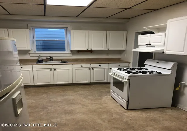 5th image of 205 Thompson Ave, North Middletown, NJ 07748 | MLS# 22625744