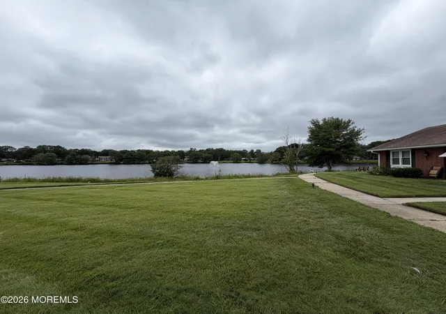 2nd image of 676a New Castle Ct #A, Lakewood, NJ 08701 | MLS# 22625783
