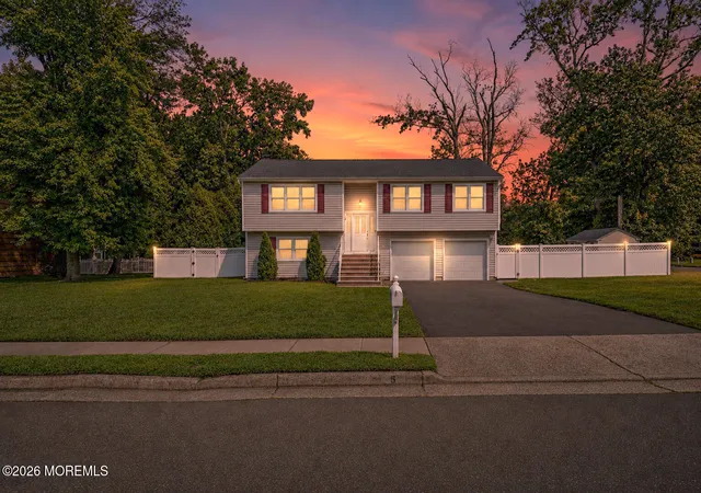 1st image of 5 Sanders Dr, Middletown, NJ 07748 | MLS# 22625787