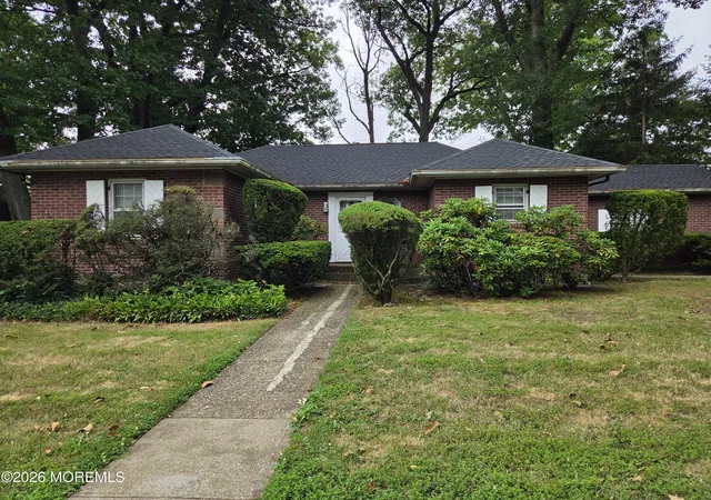 Photo 3 of Sale Pending at 168 E Spring Valley Ave, Maywood, NJ 07607 | MLS# 22625965 | Listing updated on 2026-09-24