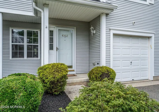 5th image of 4302 Galloping Hill Ln #4302, Toms River, NJ 08755 | MLS# 22625910
