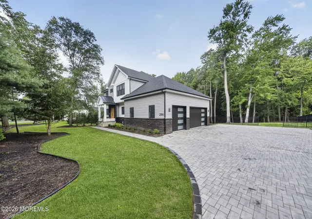 Photo 3 of Single family home for sale at 284 Middle Rd, Holmdel, NJ 07733 | MLS# 22625938 | Listing updated on 2026-10-04