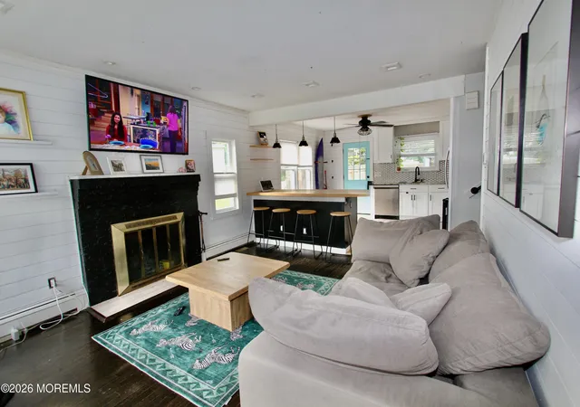 3rd image of 5 Park Pl, Neptune, NJ 07753 | MLS# 22625928