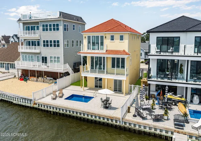 4th image of 657 Bayview Dr, Toms River, NJ 08753 | MLS# 22625902