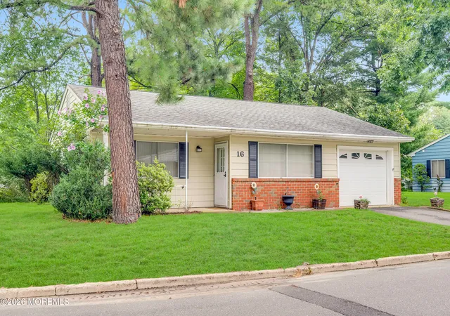 4th image of 16 Rhode Island Dr, Whiting, NJ 08759 | MLS# 22626049