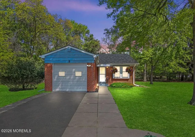 2nd image of 5 Revere Ct, Whiting, NJ 08759 | MLS# 22625926