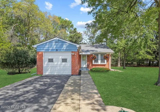 3rd image of 5 Revere Ct, Whiting, NJ 08759 | MLS# 22625926