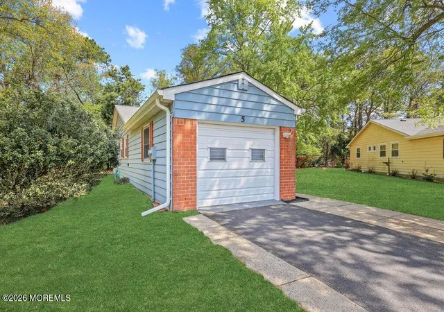4th image of 5 Revere Ct, Whiting, NJ 08759 | MLS# 22625926