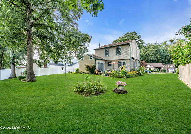 23rd image of 11 Concord Cir, Howell, NJ 07731 | MLS# 22626068