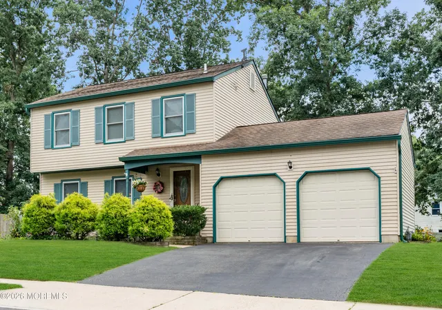 3rd image of 11 Concord Cir, Howell, NJ 07731 | MLS# 22626068