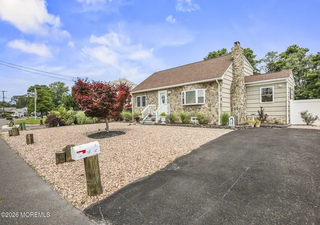 Photo 1 of Single family home for sale at 124 Queen Ann Rd, Brick, NJ 08723 | MLS# 22626024 | Listing updated on 2026-09-14