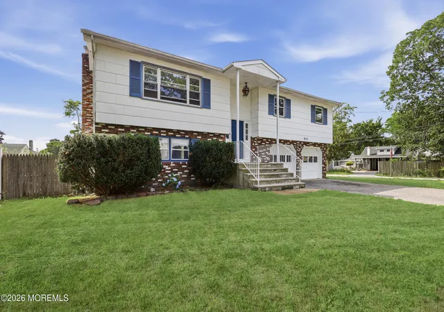 2nd image of 853 Neptune Ave, Beachwood, NJ 08722 | MLS# 22625970