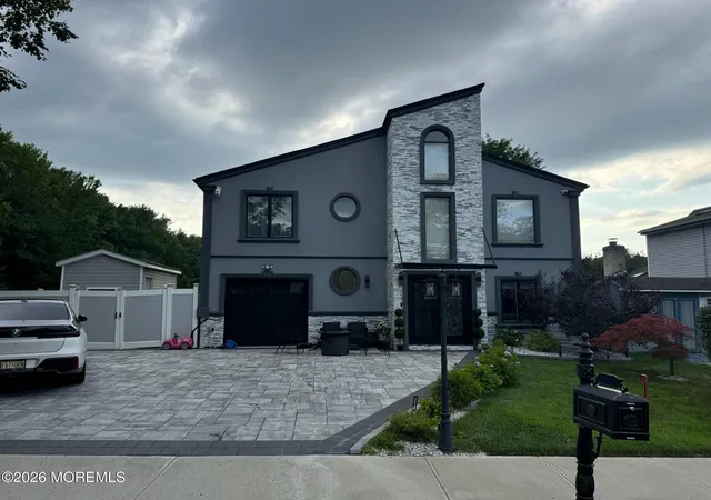 2nd image of 37 N Gable Ct, Matawan, NJ 07747 | MLS# 22625985