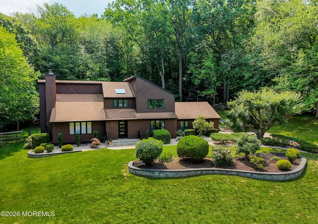 1st image of 18 Constitution Dr, Leonardo, NJ 07737 | MLS# 22625963