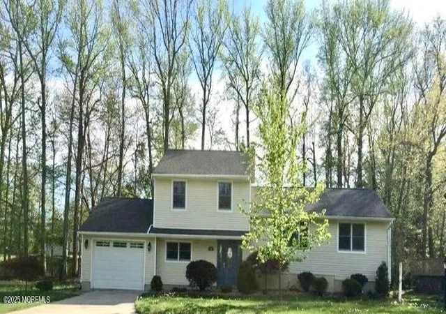 2nd image of 35 Birmingham Dr, Manalapan, NJ 07726 | MLS# 22626029