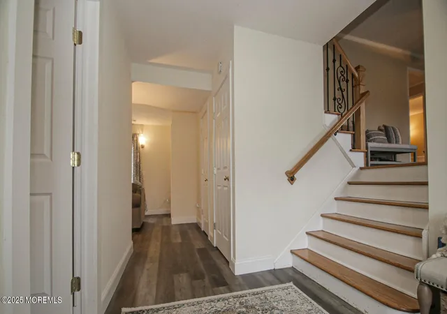 4th image of 35 Birmingham Dr, Manalapan, NJ 07726 | MLS# 22626029
