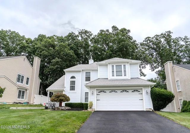 2nd image of 11 Walnut Dr, Howell, NJ 07731 | MLS# 22626035