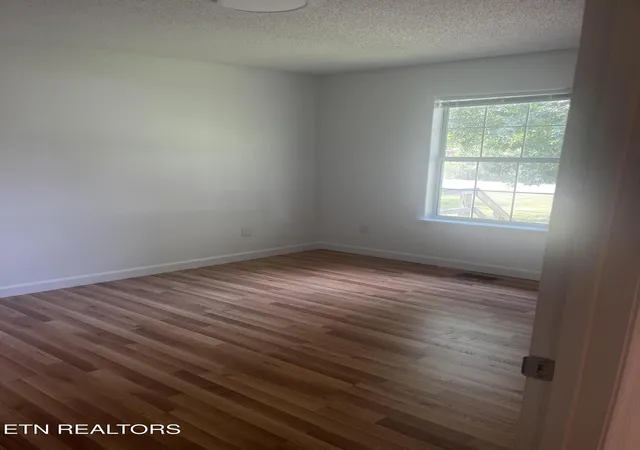 7th image of 669 Mrytle Ave, Crossville, TN 38555 | MLS# 1290628