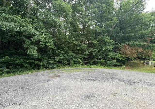 1st image of Lot 4 Evergreen Dr, Oneida, TN 37841 | MLS# 1310682