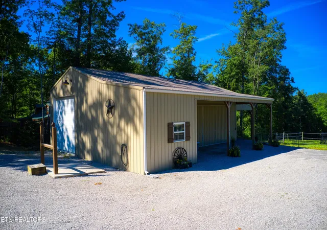 2nd image of 540 Buck Ridge Rd, Jamestown, TN 38556 | MLS# 1316234