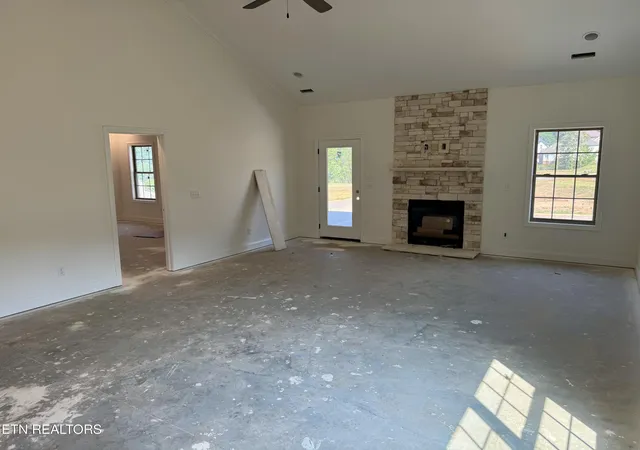 Photo 3 of Single family home for sale at 9975 Rio Bravo Ln, Knoxville, TN 37922 | MLS# 1324277 | Listing updated on 2026-08-28