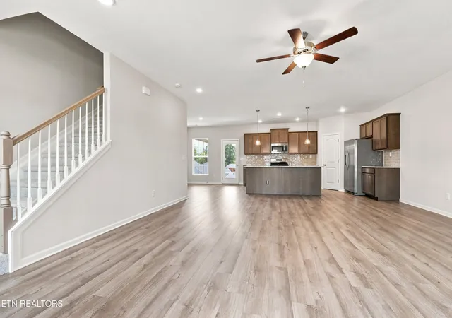 2nd image of 209 Clover Meadow Ln, Maryville, TN 37801 | MLS# 1319815