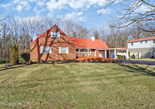 3rd image of 588 Catoosa Rd, Wartburg, TN 37887 | MLS# 1352481