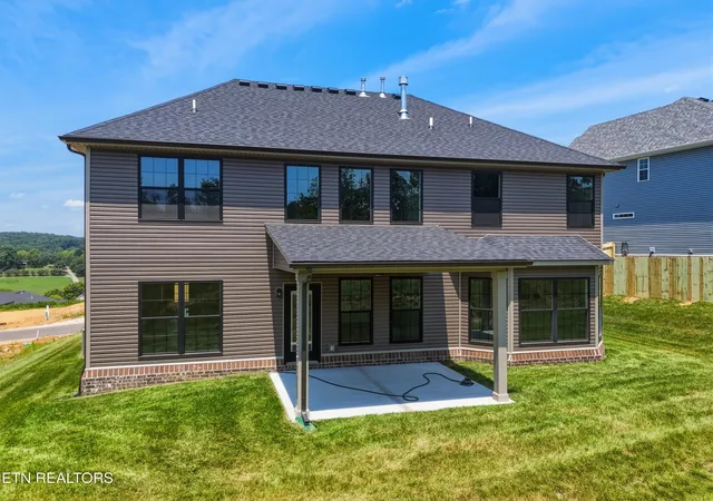 Photo 2 of Single family home for sale at 1894 Hickory Reserve Rd, Knoxville, TN 37932 | MLS# 1325264 | Listing updated on 2026-09-19