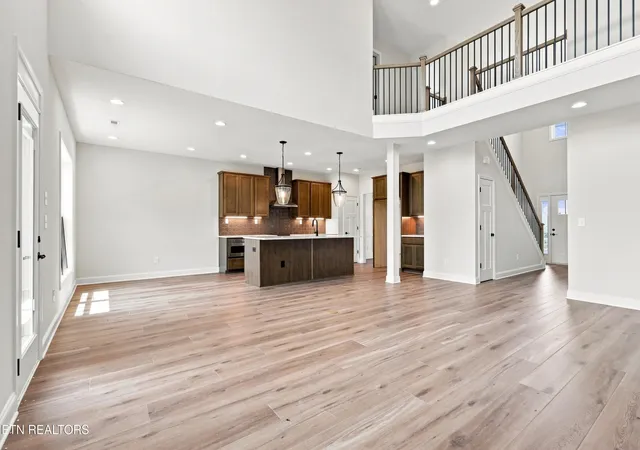 Photo 3 of Single family home for sale at 1894 Hickory Reserve Rd, Knoxville, TN 37932 | MLS# 1325264 | Listing updated on 2026-09-19
