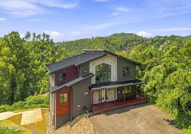 1st image of 245 Brownsridge Rd, Gatlinburg, TN 37738 | MLS# 1328180
