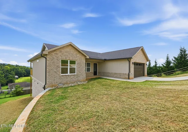 1st image of 145 Middle Glen Rd, Maynardville, TN 37807 | MLS# 1351778