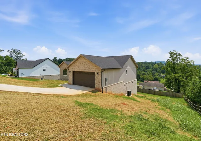 2nd image of 145 Middle Glen Rd, Maynardville, TN 37807 | MLS# 1351778