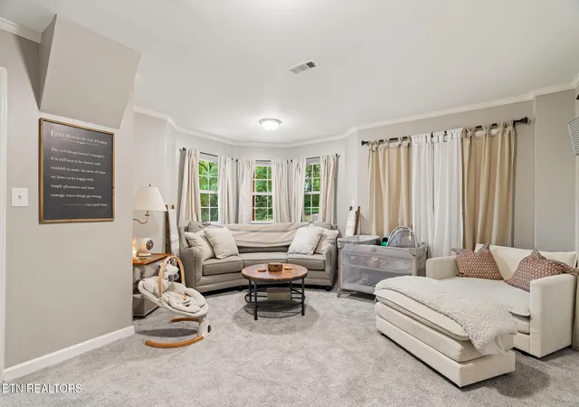 Photo 4 of Single family home for sale at 218 Seminole Cir, Loudon, TN 37774 | MLS# 1349578 | Listing updated on 2026-09-24