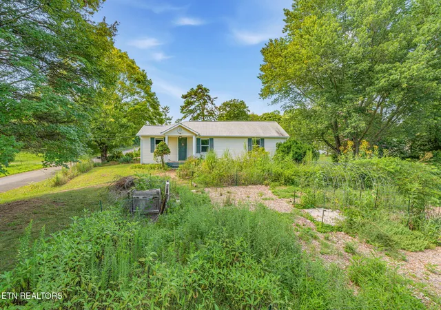 1st image of 231 Wright Rd, Oliver Springs, TN 37840 | MLS# 1349170