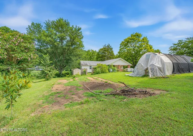3rd image of 231 Wright Rd, Oliver Springs, TN 37840 | MLS# 1349170