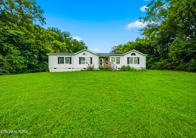24th image of 203 N Fair St, Sweetwater, TN 37874 | MLS# 1351755