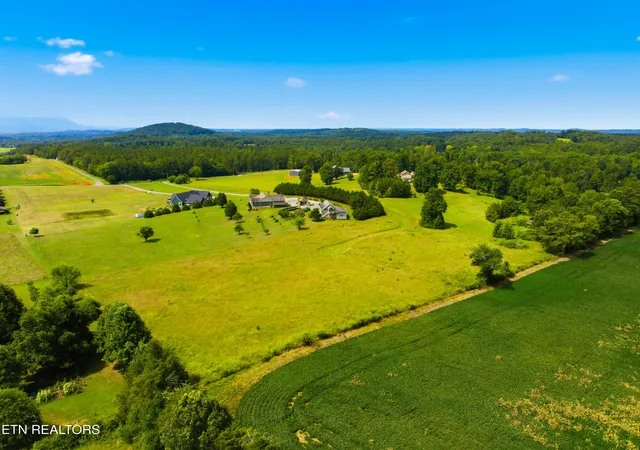 4th image of 417 County Road 788, Etowah, TN 37331 | MLS# 1329951