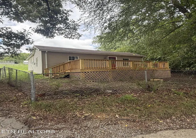 2nd image of 1312 Hammerhill Rd, Athens, TN 37303 | MLS# 1350588