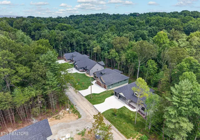 58th image of 155 Natchez Cir, Crossville, TN 38558 | MLS# 1330409
