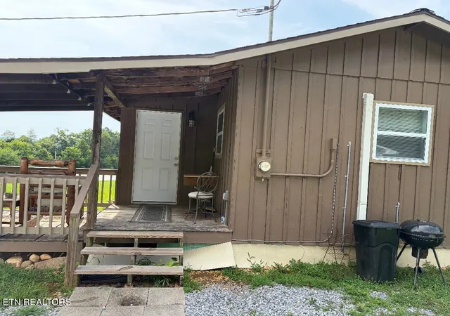 Photo 3 of Single family home for sale at 896 English Mountain Rd, Cosby, TN 37722 | MLS# 1333710 | Listing updated on 2026-09-20