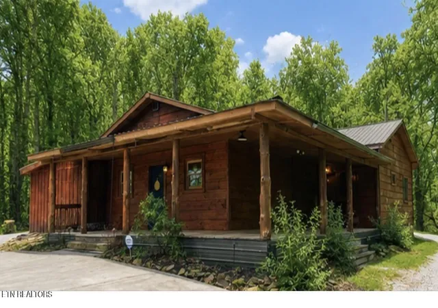 2nd image of 495 Bear Hollow Rd, Oneida, TN 37841 | MLS# 1333555