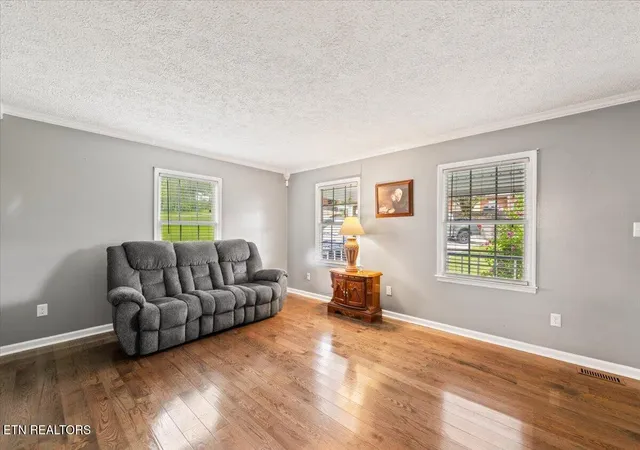 Photo 4 of Single family home for sale at 219 Patty Hl Rd, Caryville, TN 37714 | MLS# 1349573 | Listing updated on 2026-09-01