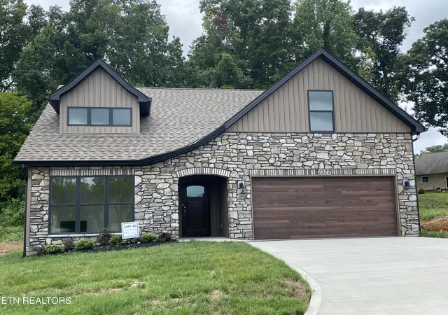 Photo 1 of Sale Pending at 2377 Lena George Ln, Knoxville, TN 37931 | MLS# 1335946 | Listing updated on 2026-08-03