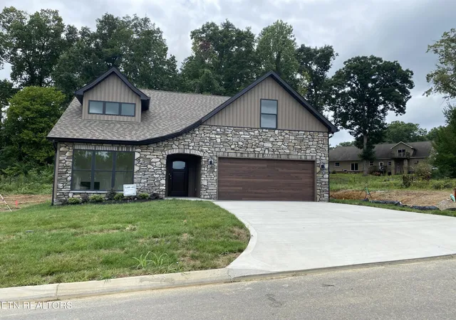 Photo 2 of Sale Pending at 2377 Lena George Ln, Knoxville, TN 37931 | MLS# 1335946 | Listing updated on 2026-08-03