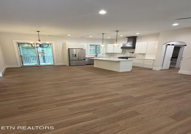 2nd image of 151 Hawes Cir, Crossville, TN 38558 | MLS# 1335970