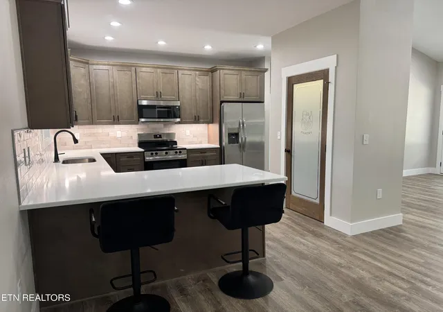 Photo 3 of Sale Pending at 203 Dublin Ln, Crossville, TN 38558 | MLS# 1336123 | Listing updated on 2026-09-16