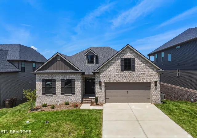 Photo 1 of Single family home for sale at 1867 Hickory Reserve Rd, Knoxville, TN 37932 | MLS# 1336391 | Listing updated on 2026-09-19