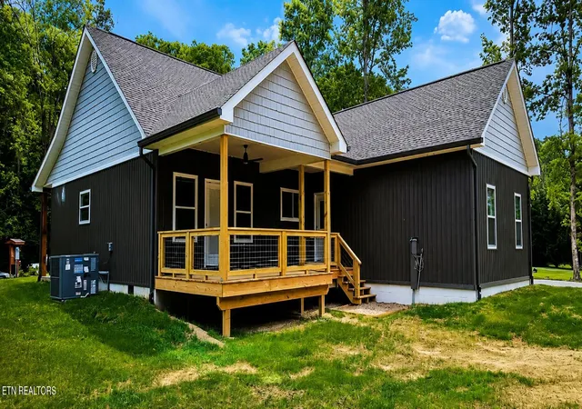 3rd image of 186 Short Leaf Ln, Oneida, TN 37841 | MLS# 1337863