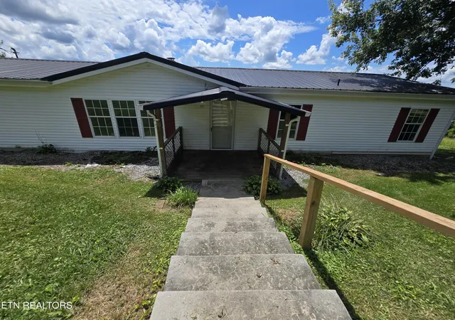 4th image of 401 Conley Hill Rd, Jonesville, VA 24263 | MLS# 1337611